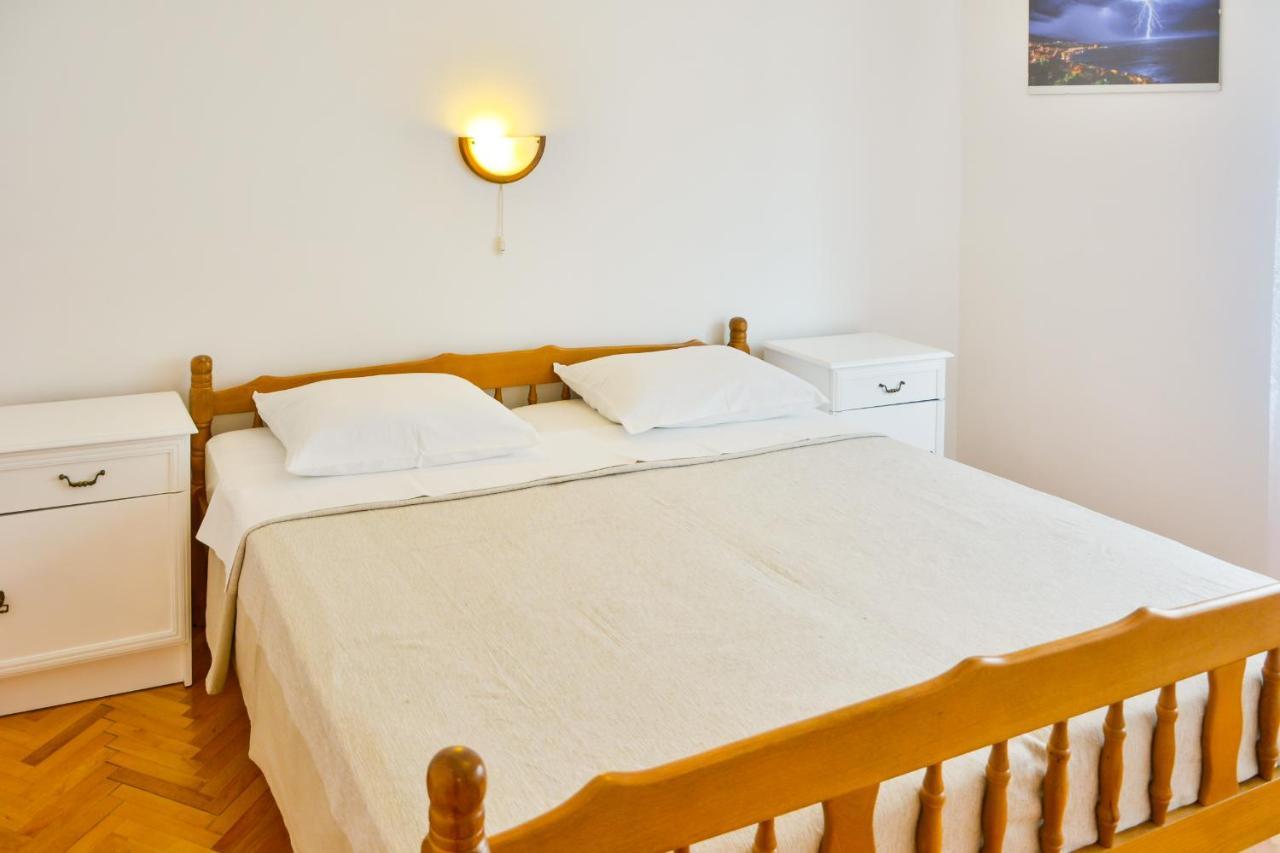 Apartman Gabrijela Senj  Esterno foto